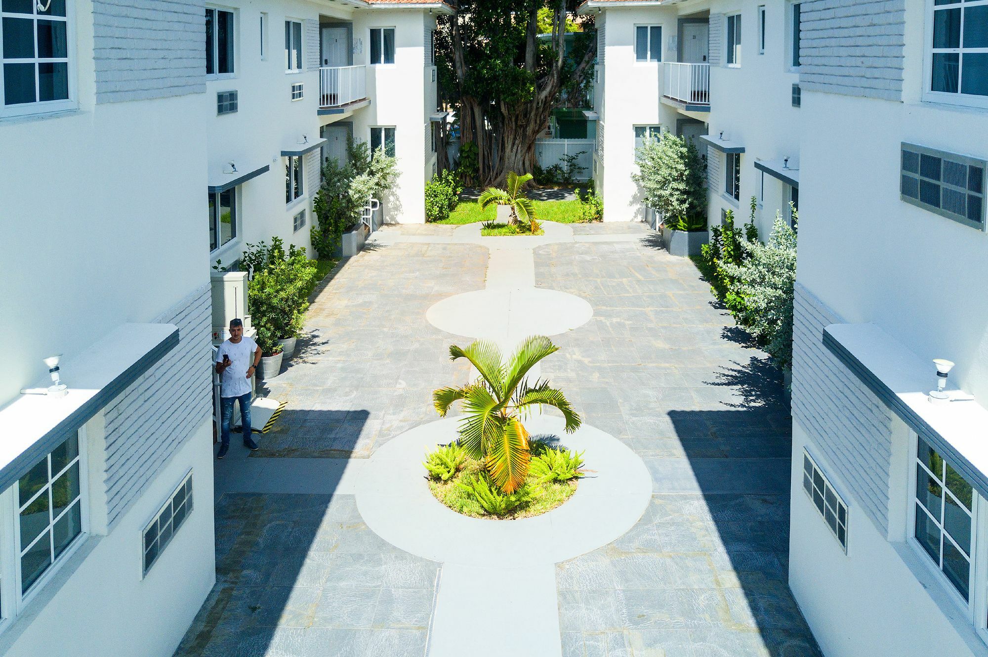 The Donovan At Miami Beach Hotel Exterior photo